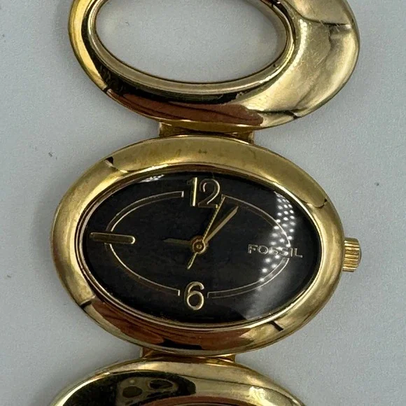Fossil Womens Gold Tone Oval Link Bracelet Watch Black Dial ES-9457 - Picture 3 of 16